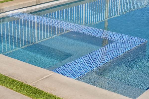 Udendørs pool, opvarmet pool