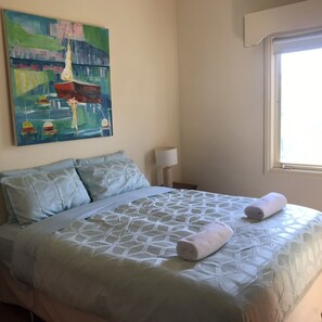 3 bedrooms, iron/ironing board, free WiFi