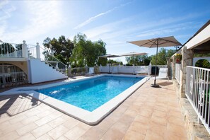 Outdoor pool - Mobile home with beautiful garden (Mutxamel)