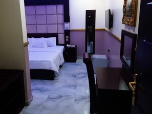Royal Suite | Iron/ironing board, free WiFi, bed sheets