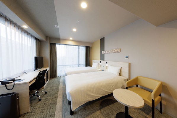 Desk, laptop workspace, free WiFi, bed sheets