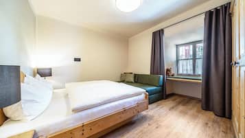 1 bedroom, free WiFi, bed sheets