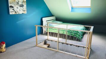 4 slaapkamers, reisbedje, wifi
