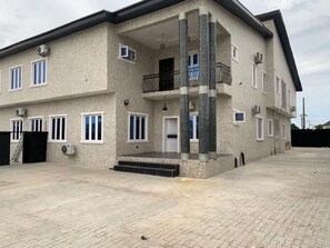 Front of property - Merol's Place (Lekki)