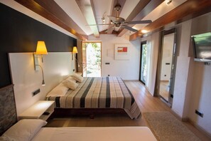 10 habitaciones, tabla de planchar con plancha y wifi gratis