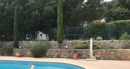 Charming studio in the var