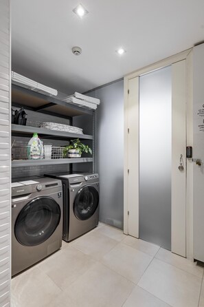 Laundry room - Bob W Madrid Chueca (Madrid)