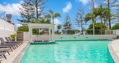 Calypso Towers 901 - Coolangatta Beachfront - Min. 3 night stays!