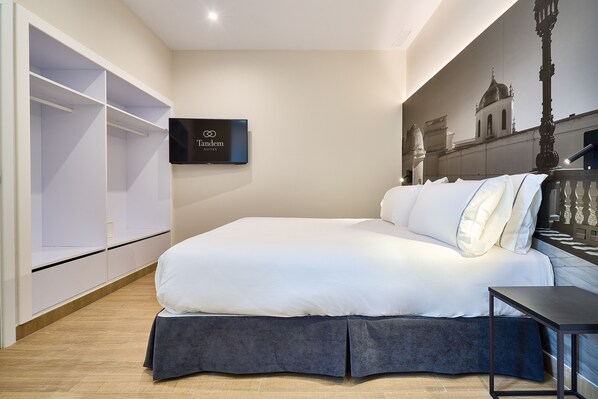 1 bedroom, in-room safe, blackout curtains, free WiFi