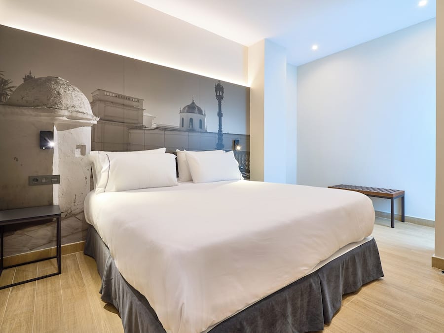 In-room safe, blackout drapes, WiFi (free), bed sheets