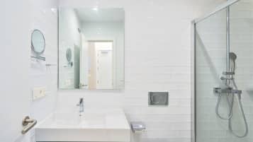 Suite, 1 Bedroom (Interior) | Bathroom