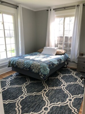 3 bedrooms, desk, free WiFi, bed sheets