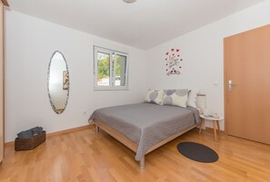 1 Schlafzimmer, Bügeleisen/Bügelbrett, WLAN, Bettwäsche