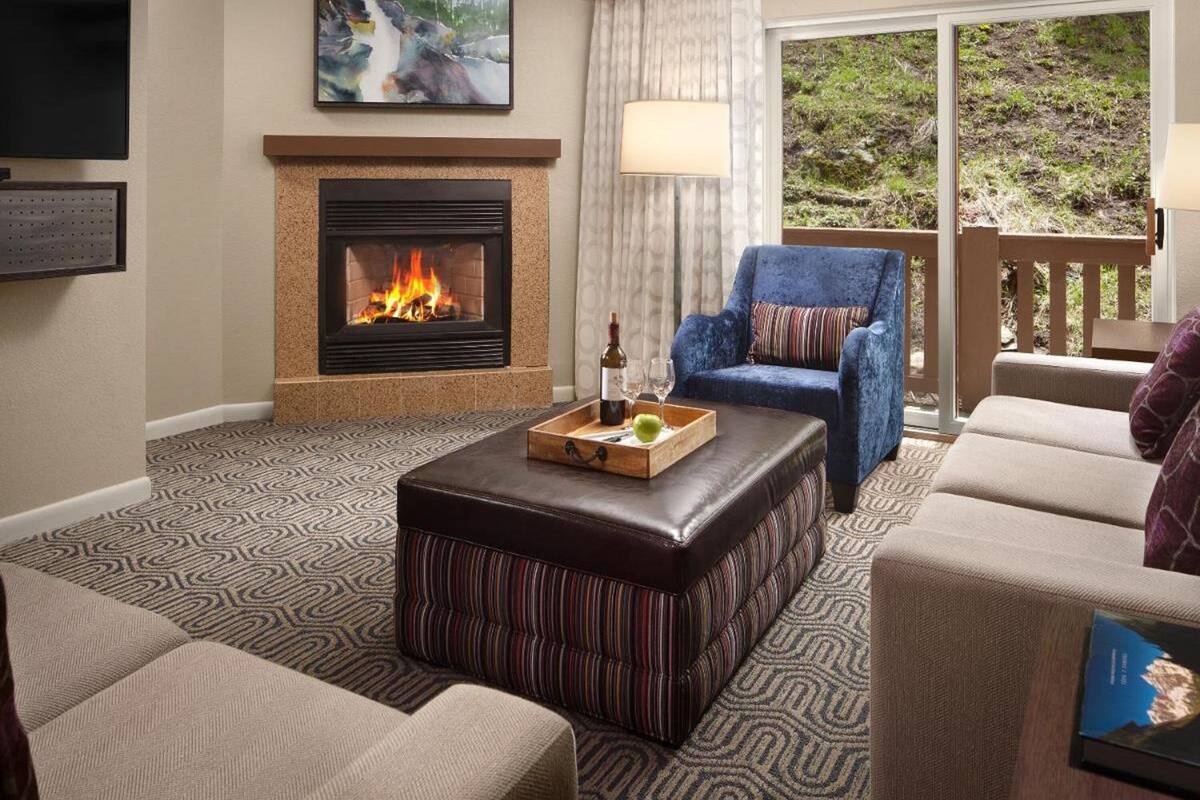 45-inch TV with cable channels, fireplace