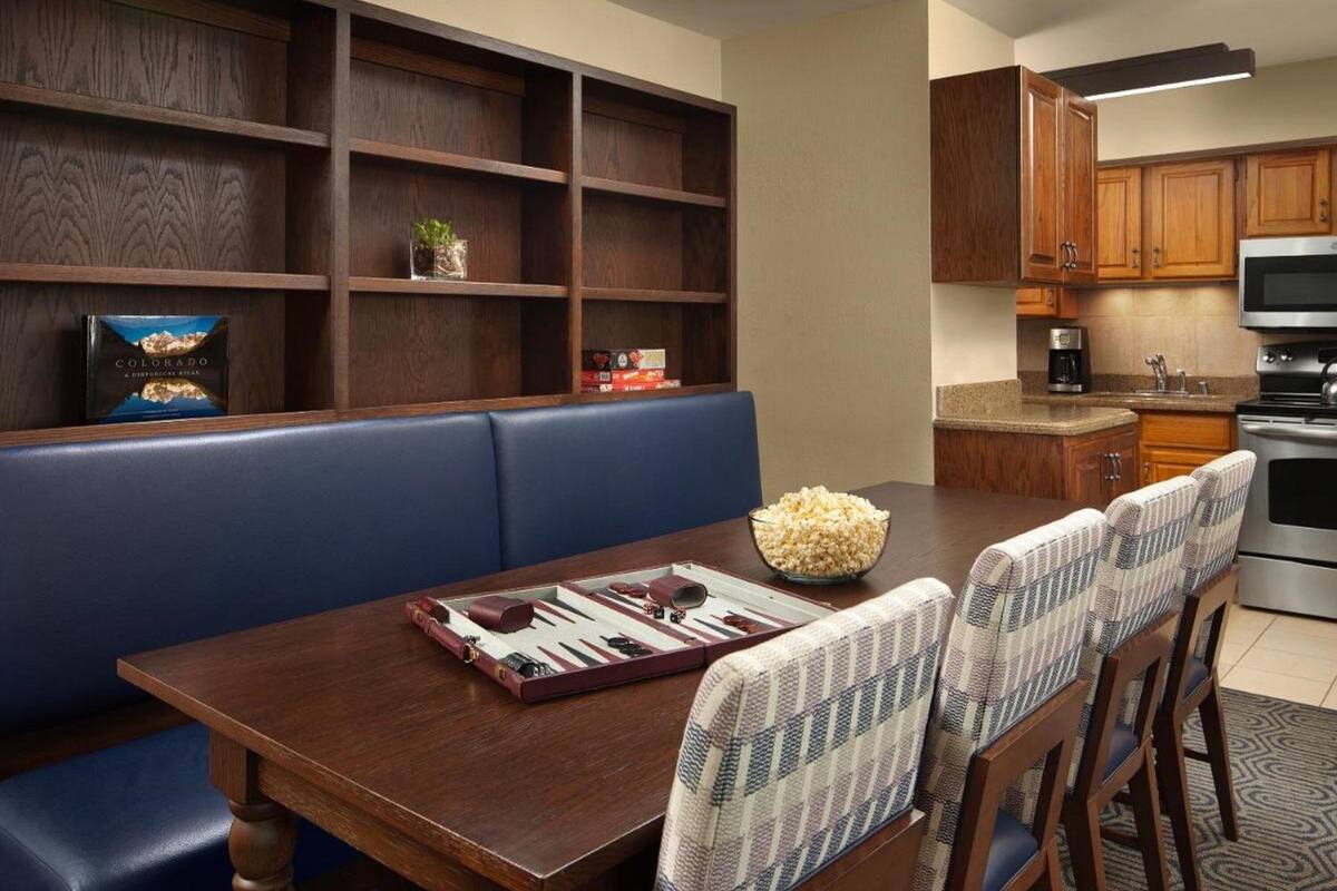 45-inch TV with cable channels, fireplace
