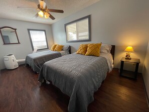 4 bedrooms, free WiFi, bed sheets - Beautiful Home in Glendo (Glendo)