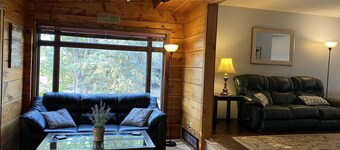 Beautiful Home in Glendo