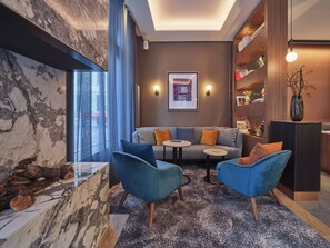 Lobby - Adina Apartment Hotel Wiesbaden (Wiesbaden)