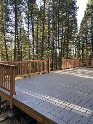  المنطقة المحيطة بالمنشأة