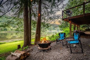 Property grounds - The Propless Retreat (Parker)