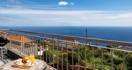 Peaceful, great for walks | SeaView Apartment