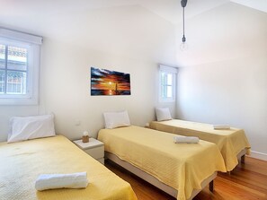 3 bedrooms, iron/ironing board, travel crib, free WiFi