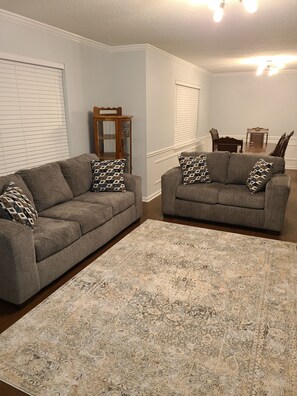 Smart TV, fireplace, offices