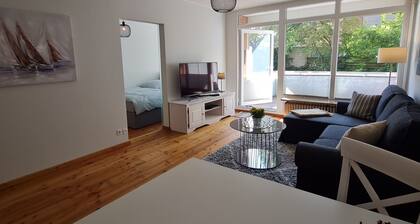 Moderne Stadtwohnung mit Balkon und eigenem Parkplatz in ruhiger Lage