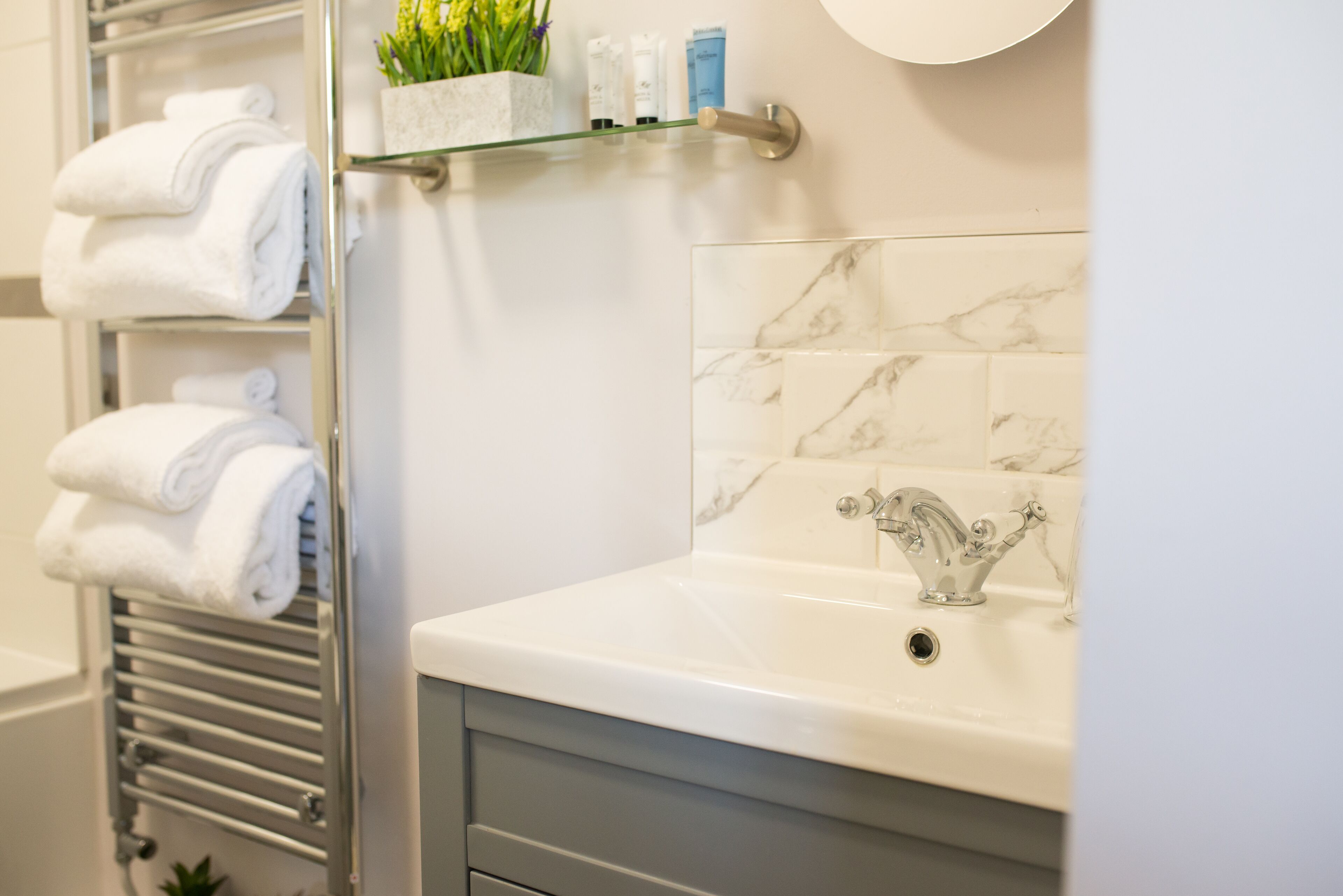 Superior Twin Room, Ensuite, Garden View (Room 1) | Bathroom