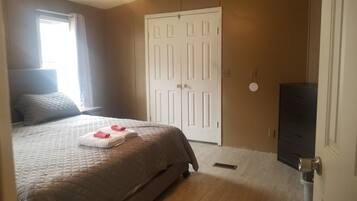 3 chambres, accès au Wi-Fi (inclus), literie fournie