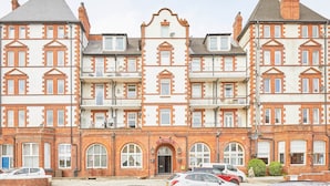 Exterior - Sea View at 44 (Whitby)