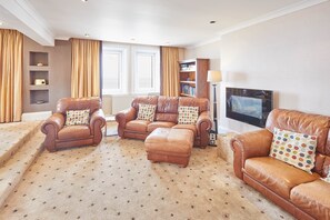 Living area - Sea View at 44 (Whitby)