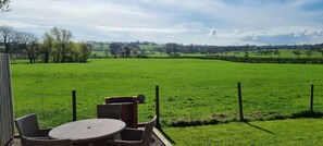 House, 2 Single Beds | Balcony