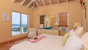 3 bedrooms, in-room safe, desk, iron/ironing board