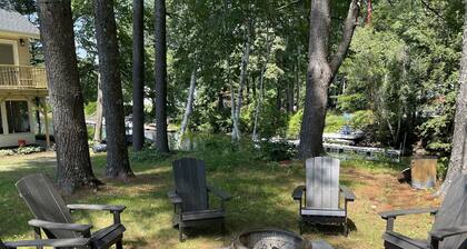 Waterfront Retreat on Jordan Bay - Sebago Lake