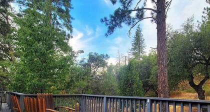 Cozy Seven Pines Cottage - 3br 2bath - Yosemite & Bass Lake - forest home base