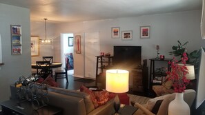 Télévision, lecteur de DVD, écrans d'ordinateur