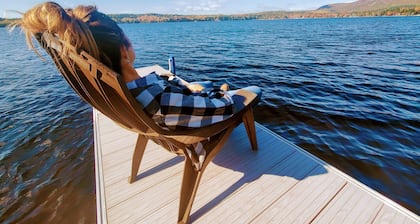 Luxury Lakehouse - private dock & small beach, kayaks, and fire pit near Acadia.