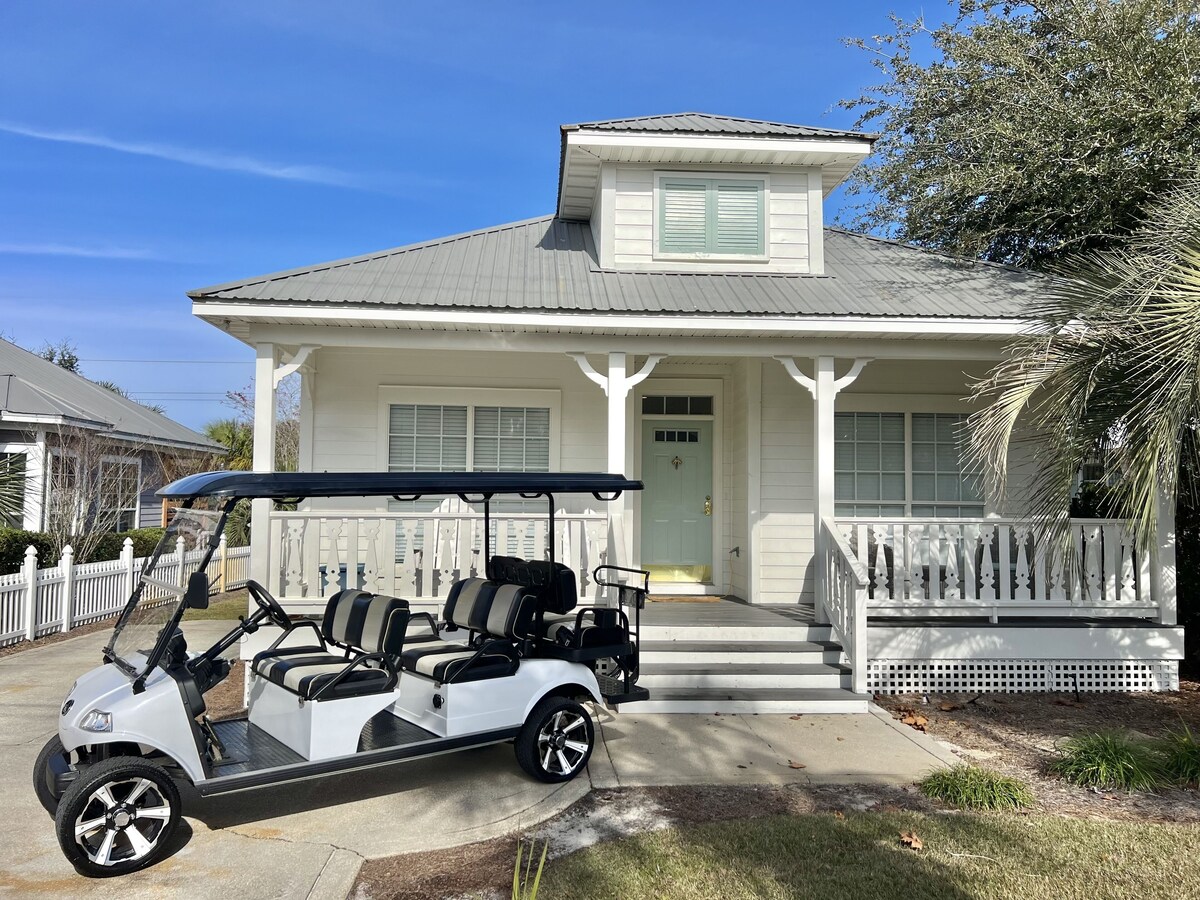 FREE GOLF CART. private HEATED pool option. Walk to the beach.Sleeps 10!