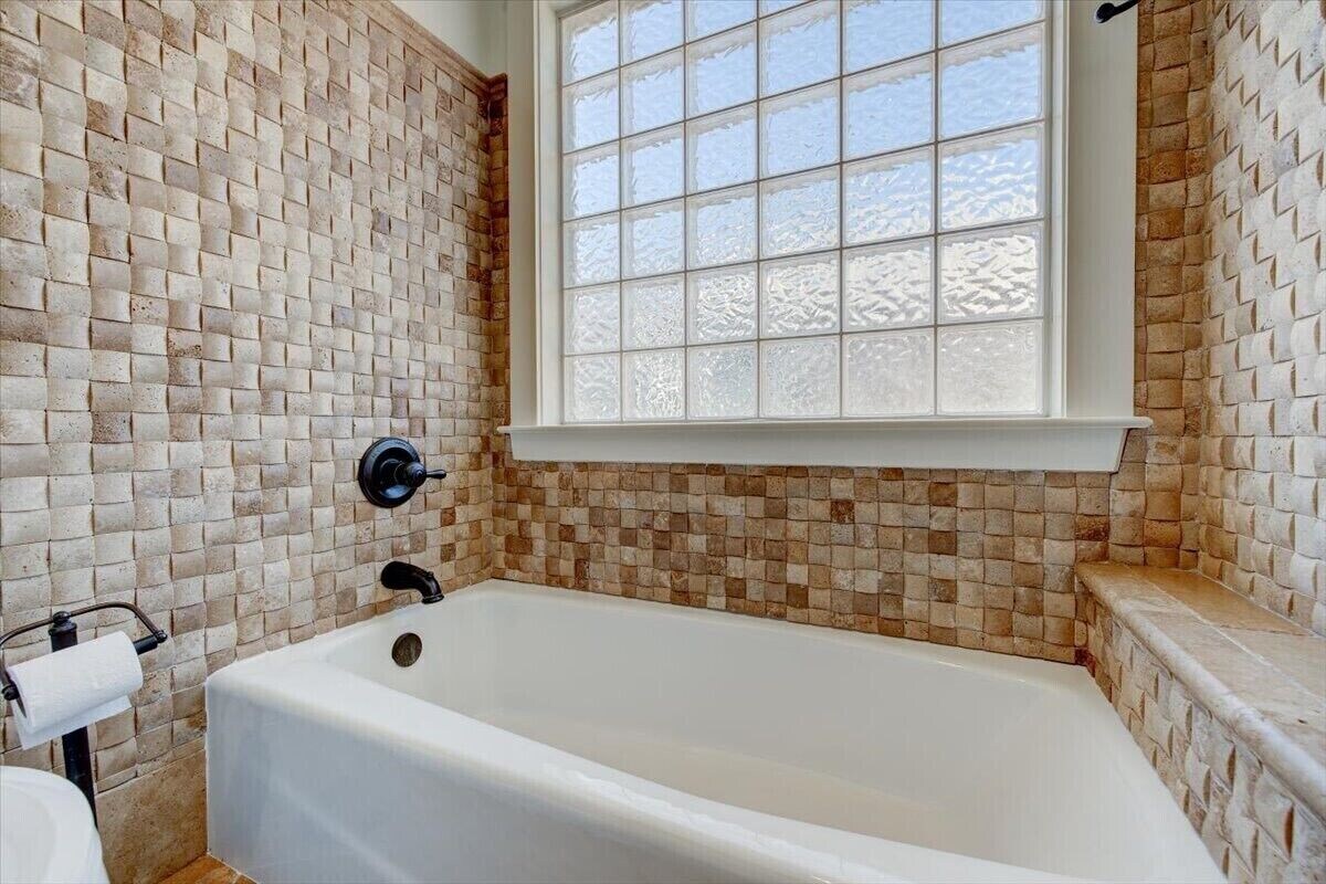 Photo 15 of FREE GOLF CART. private HEATED pool option. Walk to the beach.Sleeps 10!