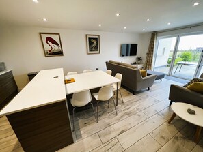 Interior - The Beach Retreat (Sandown)