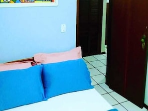 1 chambre, accĂšs au Wi-Fi (inclus), literie fournie