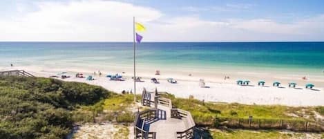 Beach nearby, sun-loungers, beach towels