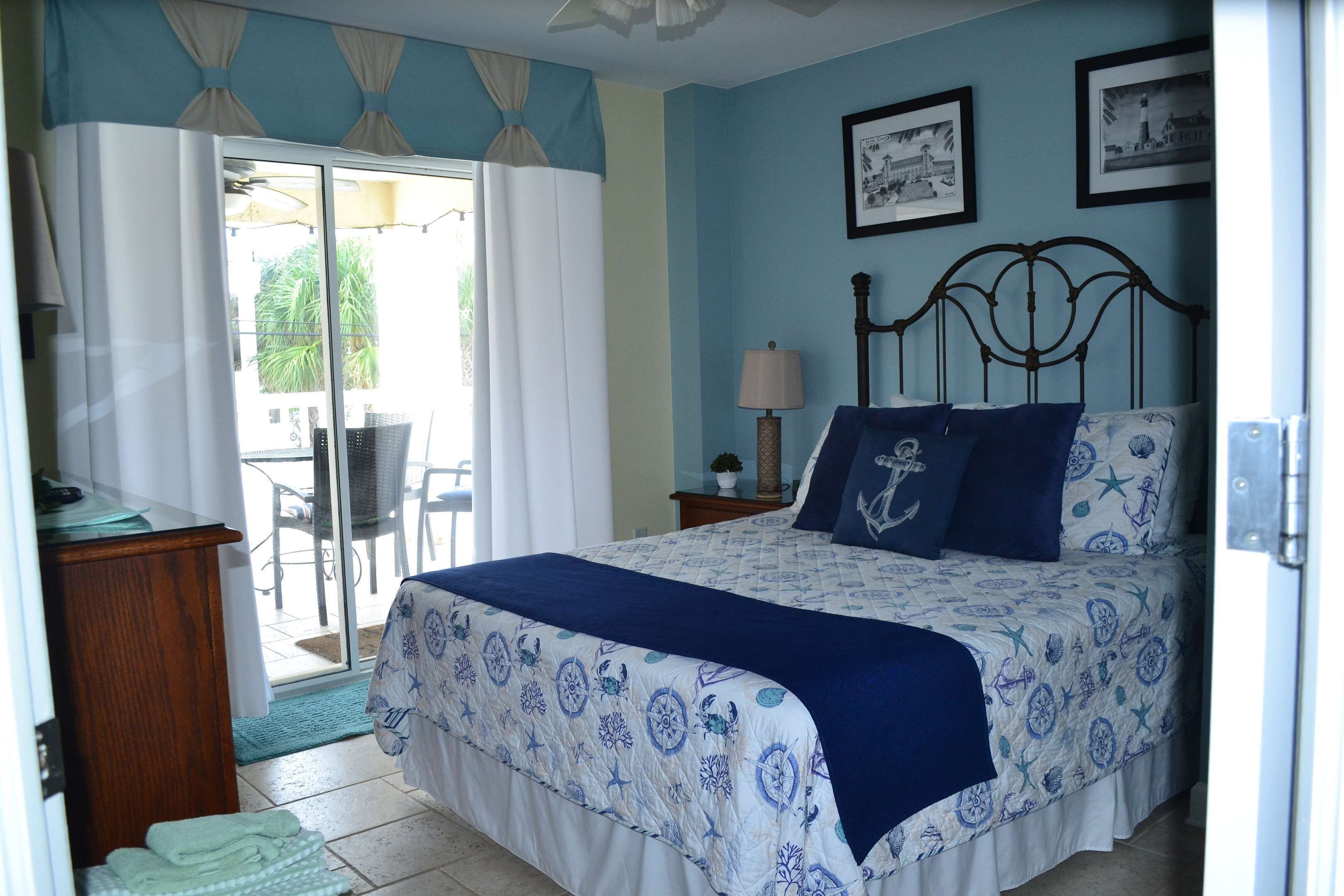 3 chambres, fer et planche à repasser, Wi-Fi gratuit, draps fournis