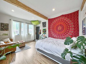 5 habitaciones, escritorio, cuna de viaje y wifi gratis