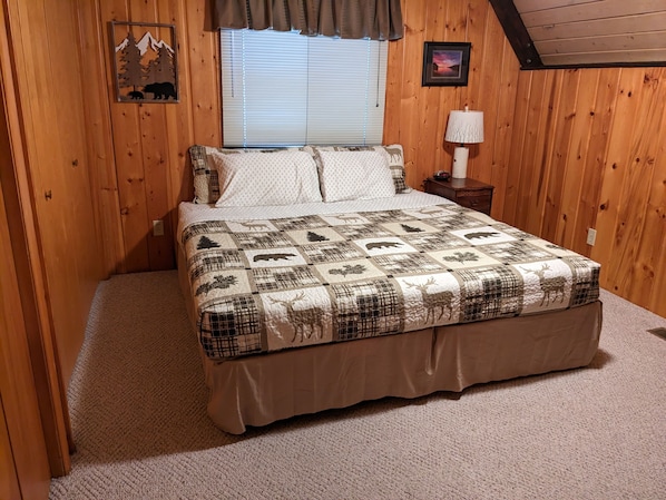 3 chambres, fer et planche à repasser, Wi-Fi gratuit, draps fournis