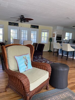 Smart TV, ping pong, books