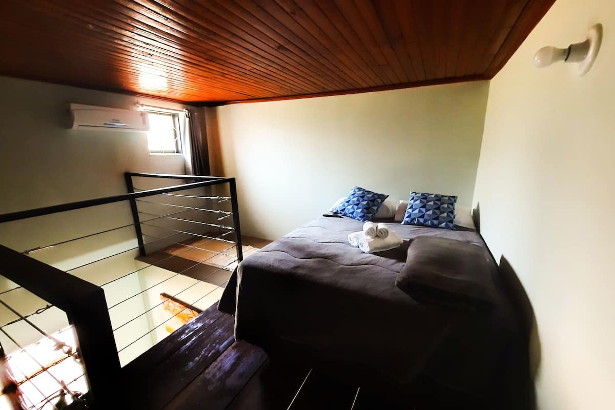 Family Room | Minibar, blackout drapes, free WiFi, bed sheets