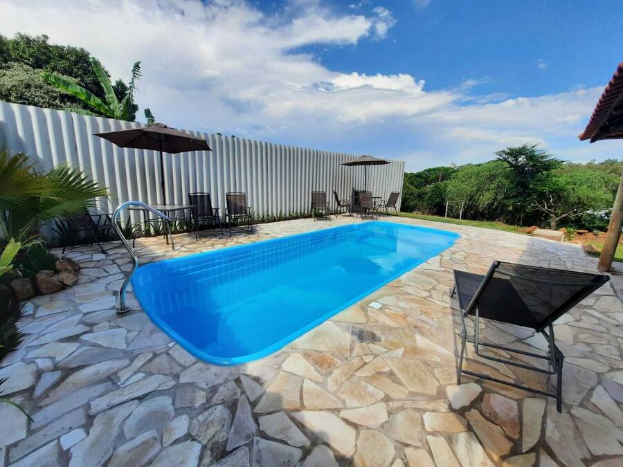 Outdoor pool, pool loungers