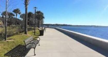 1 BR Apt close to Disney/Universal/Shopping/Dining